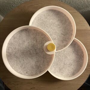 Round White and Yellow Rotating Organizer